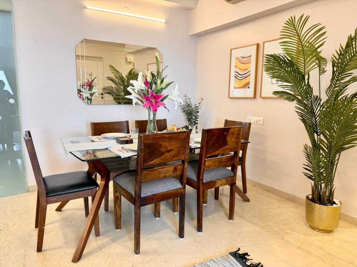 Apartment 5 Star Luxury Pool, Gym Near Airport Bkc
