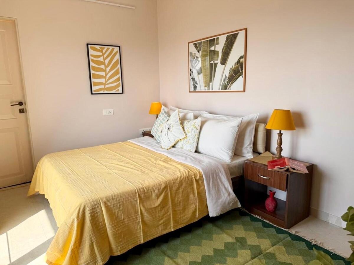 Apartment 5 Star Luxury Pool, Gym Near Airport Bkc *