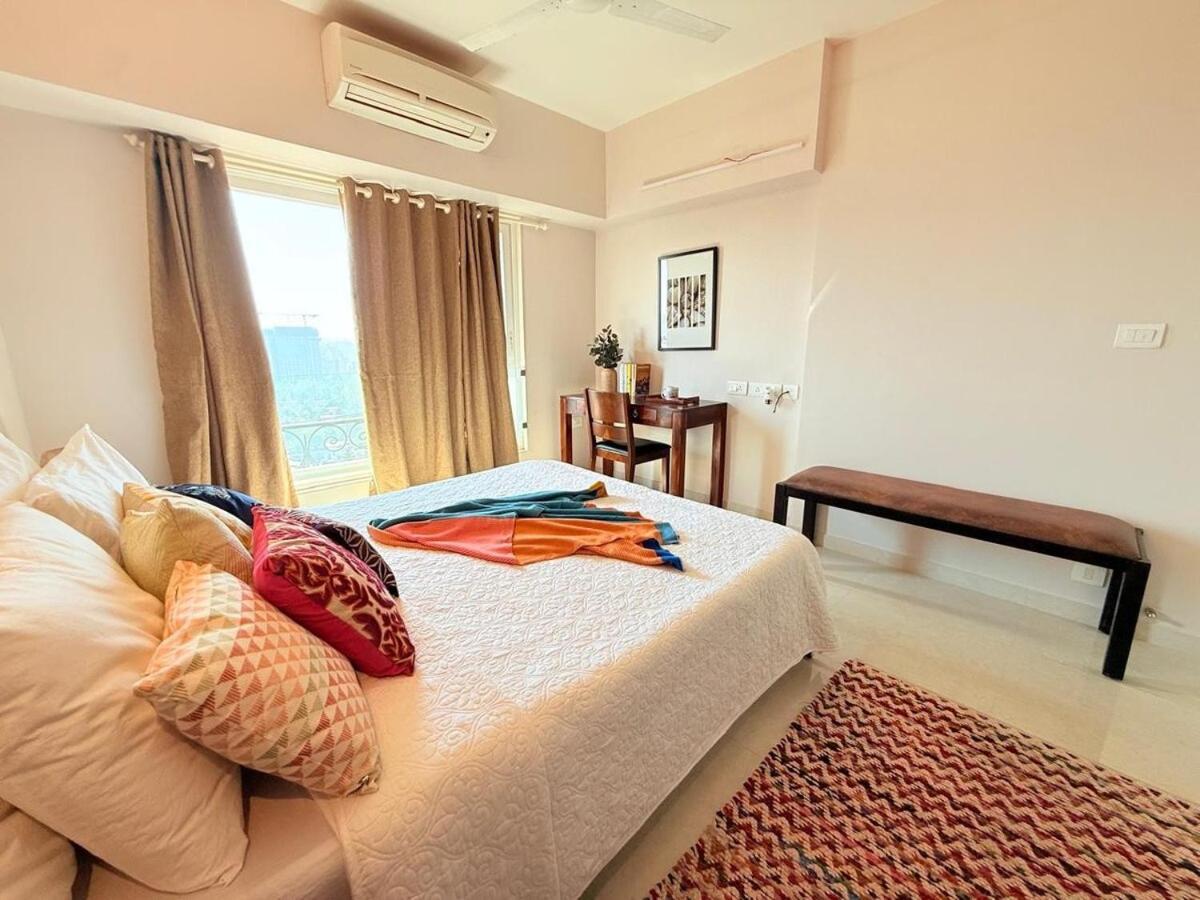 Apartment 5 Star Luxury Pool, Gym Near Airport Bkc Mumbai